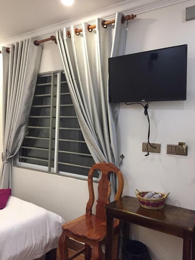 Twin Home Guesthouse Kâmpôt Zewnętrze zdjęcie