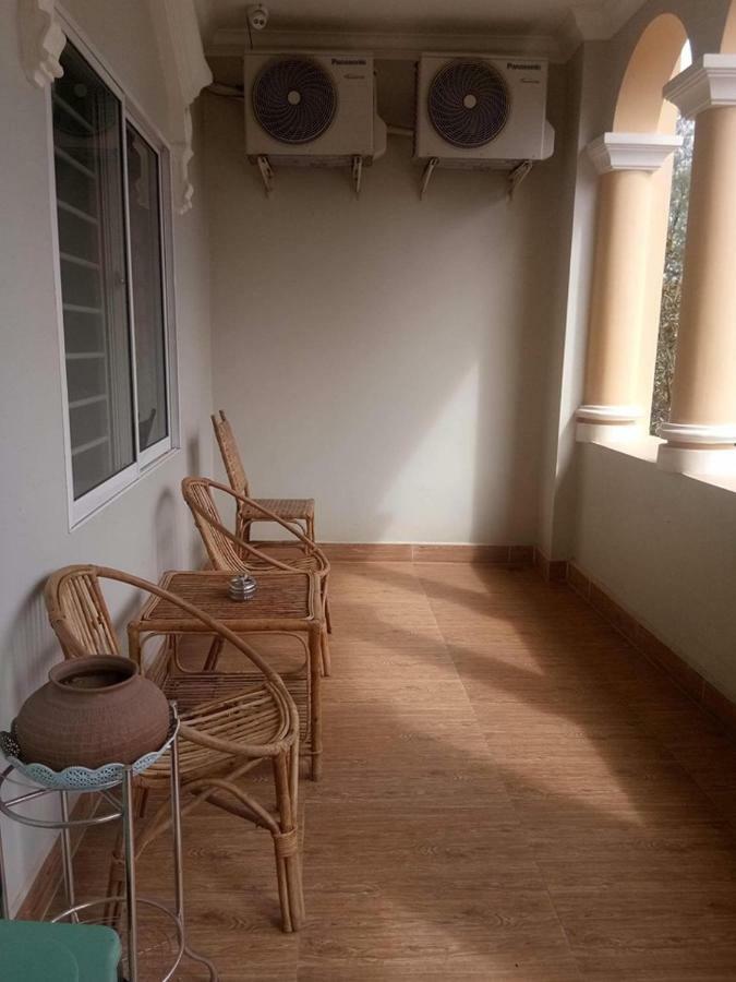Twin Home Guesthouse Kâmpôt Zewnętrze zdjęcie